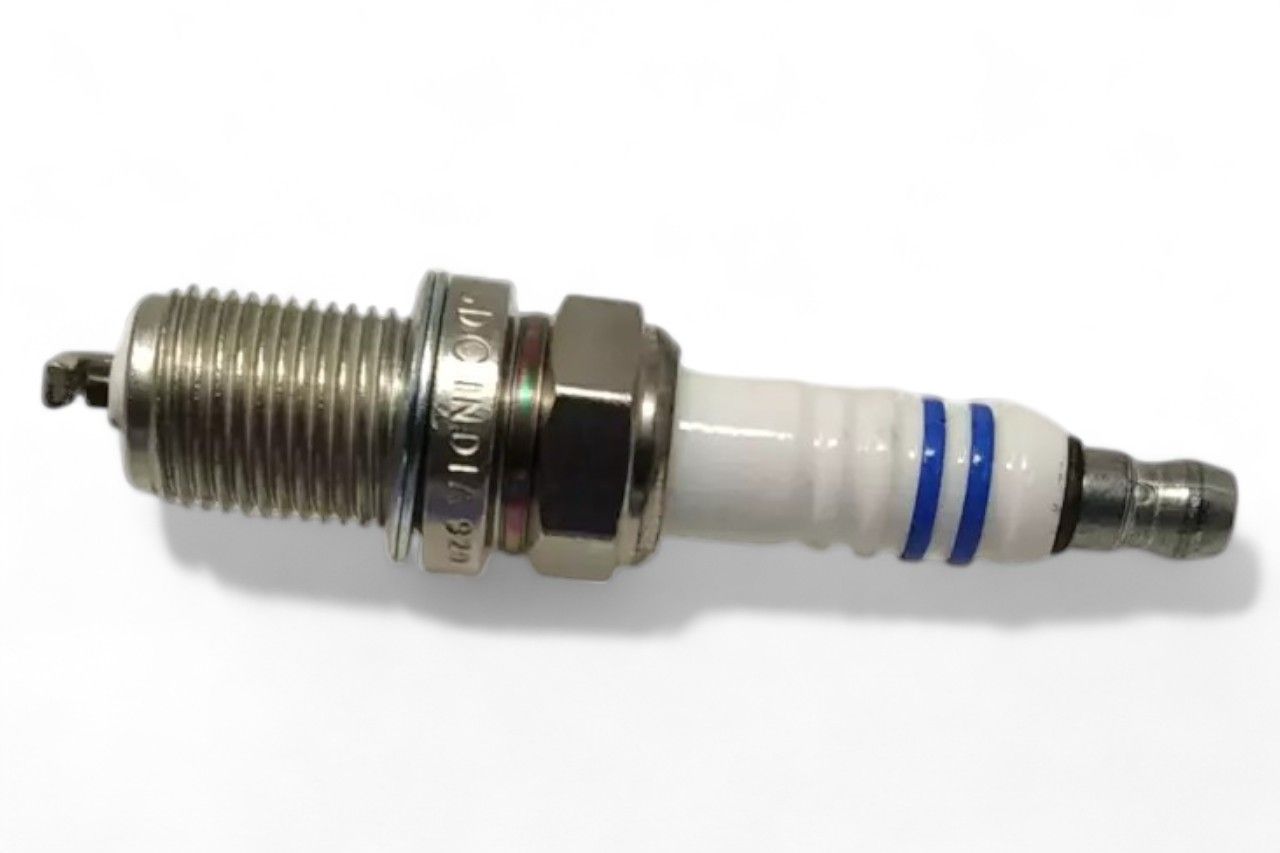 Maruti Suzuki Spark Plug AV537506