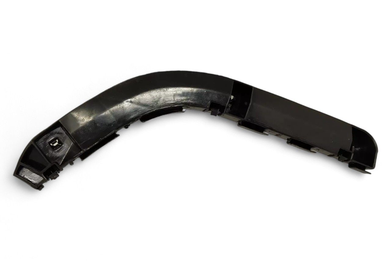 Toyota/Lexus Front Bumper Side Bracket - RH AV735816