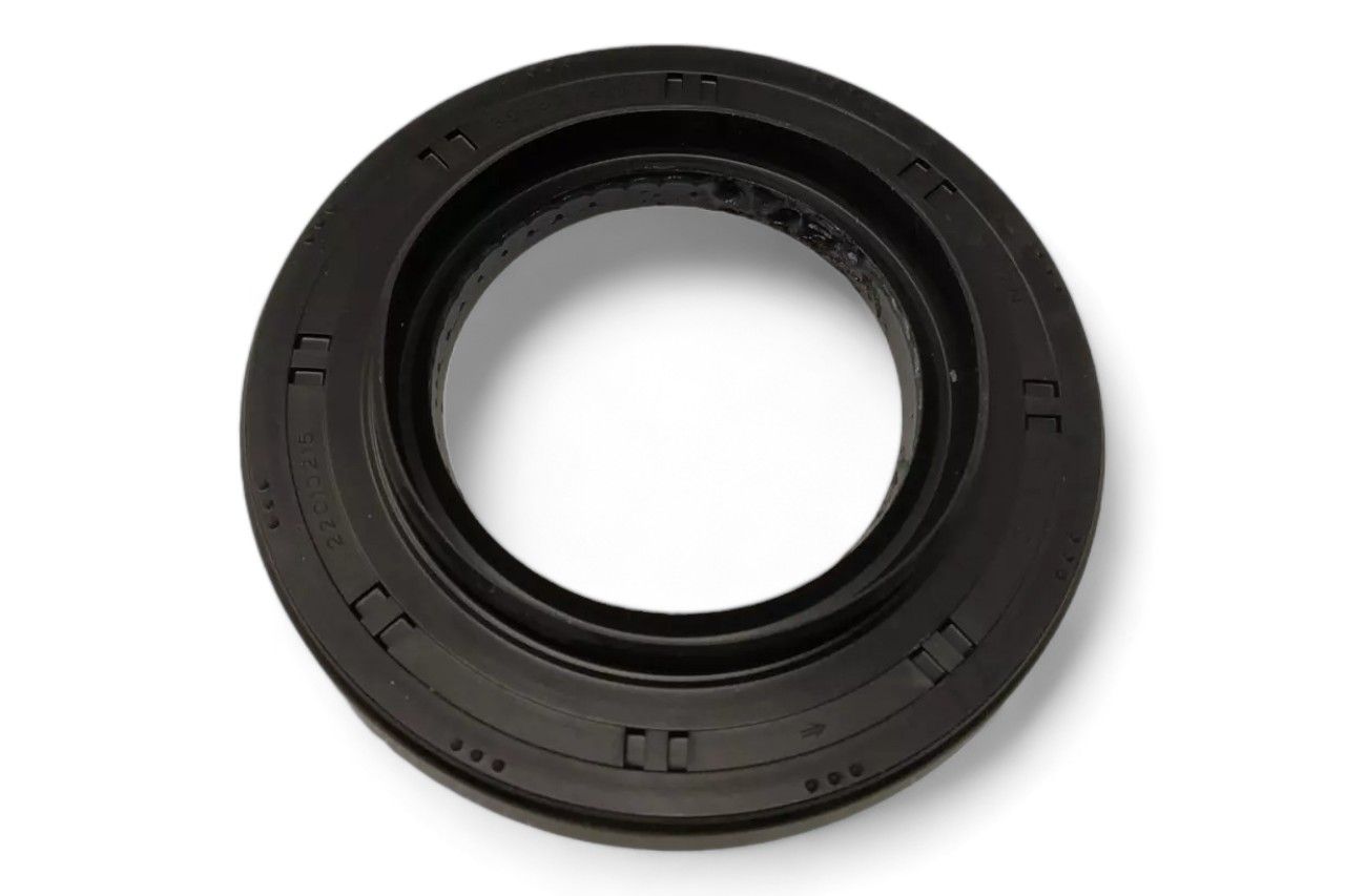 Maruti Suzuki Differential Side Oil Seal - LH AV280246