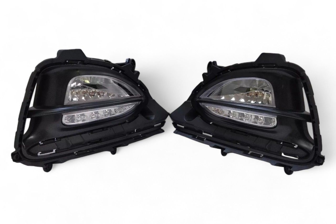 Lumax Fog Lamp Set AV819182