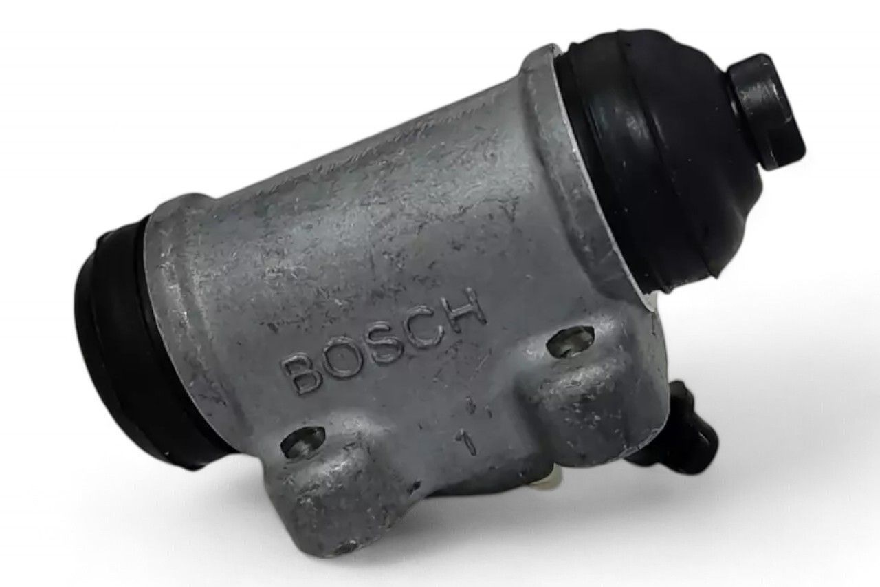 Bosch Wheel Brake Cylinder - RH AV150874